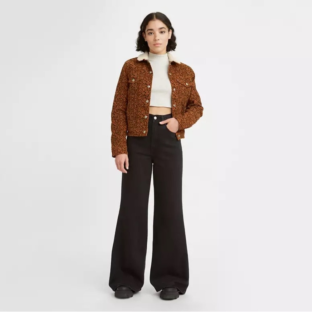 Levi’s High Loose Flare Jeans | Color: Black / “Trainwreck”